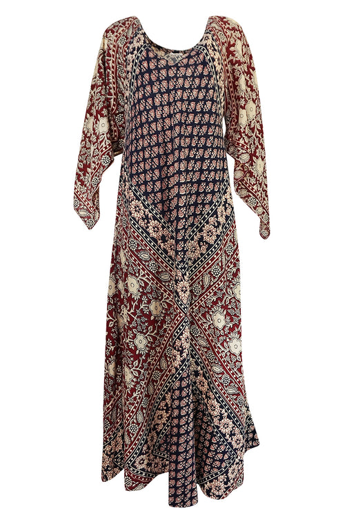 1960s Unlabeled Beautifully Printed Indian Cotton Caftan Dress