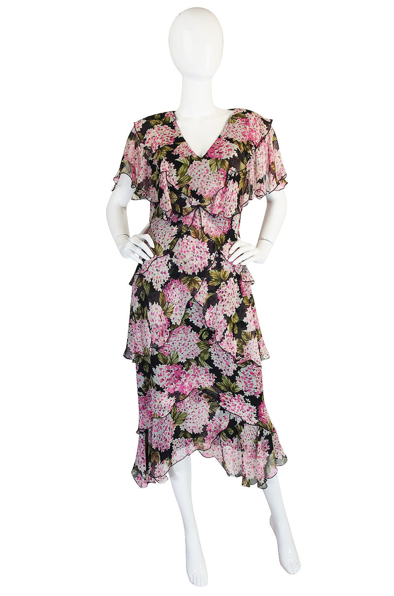 1970s Pink Floral Holly Harp Tiered Silk Dress – Shrimpton Couture