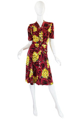 Wonderful 1940s Floral Print & Early Plastic Button Dress