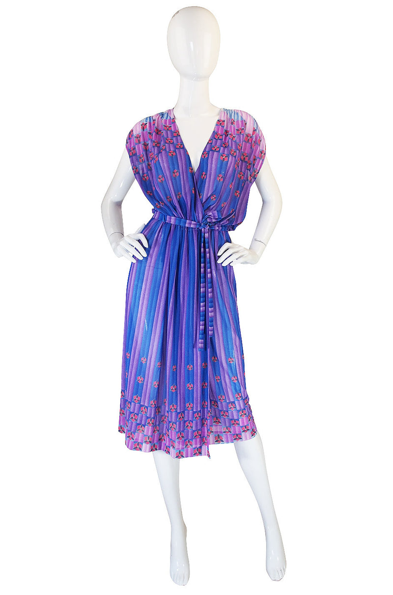 1970s Pretty Purple Nylon Print Wrap Dress