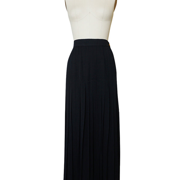 1980s Chanel Silk Crepe Pleated Full Length Maxi Skirt – Shrimpton Couture