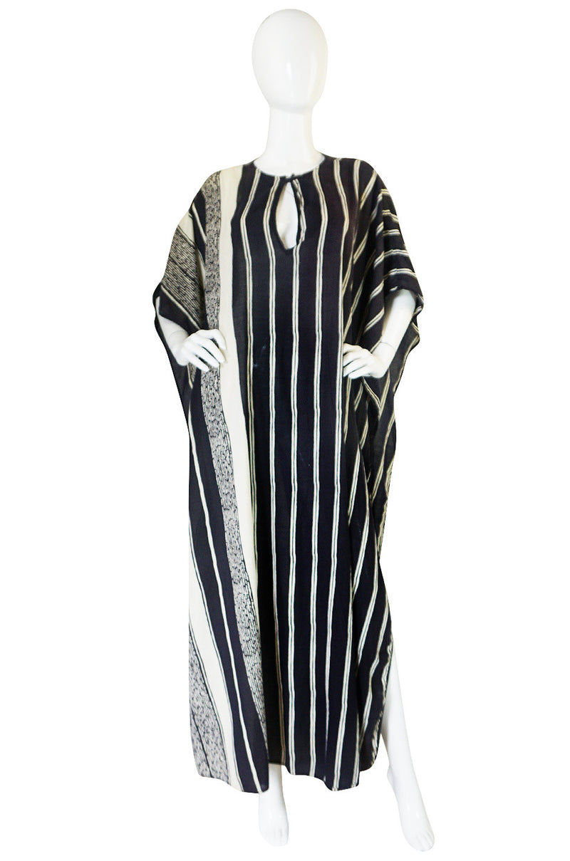 1970s Graphic Black & White Bill Tice Caftan Cover Up