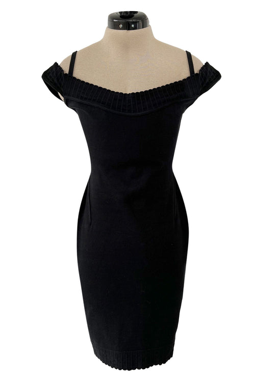 Documented Spring 1992 Azzedine Alaia Black Bodyt Hugging Knit Off Shoulder