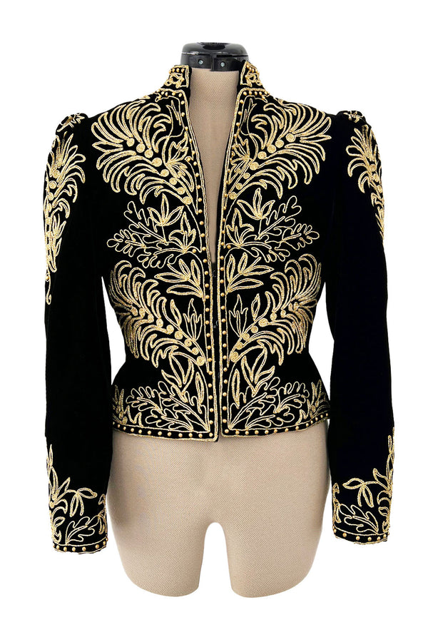Exceptional 1980s Oscar de la Renta Black Velvet & Metallic Gold Cord Applique Jacket
