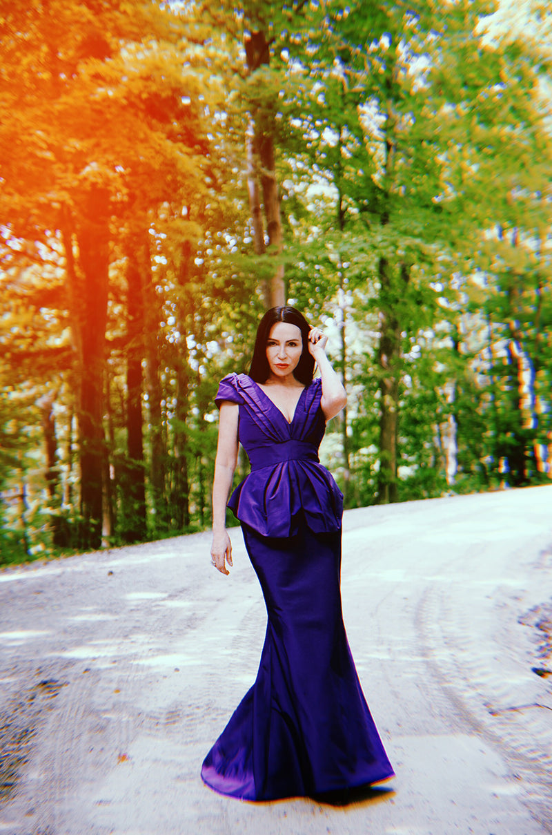 purple oscar de la renta dress $5290 NEW Oscar de la Renta Cape Pleated Silk Lame Caftan Purple Dress Gown 2 4