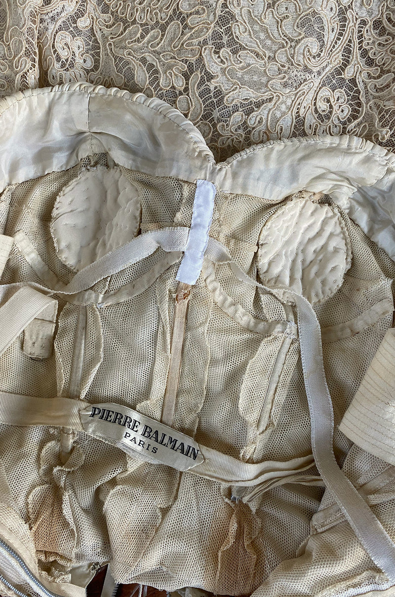 Exceptional Spring 1956 Pierre Balmain Haute Couture Strapless French Alencon Lace & Silk Organza Dress
