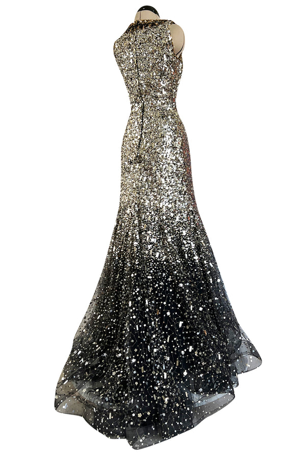 Stunning Fall 2006 Oscar de la Renta Runway Gold & Silver Sequin & Bead in Silk Netting Dress