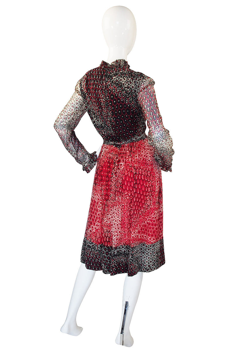 1970s Silk Chiffon Mollie Parnis Dress