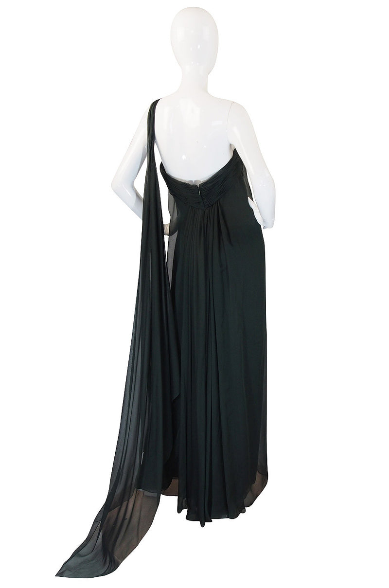 1980s Green Silk Chiffon Oscar De La Renta Gown
