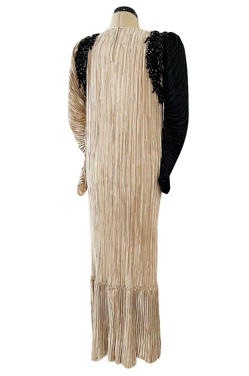 Fall 1980 Mary McFadden Pleated Two Colour Sleeve Dress w Bead Detail