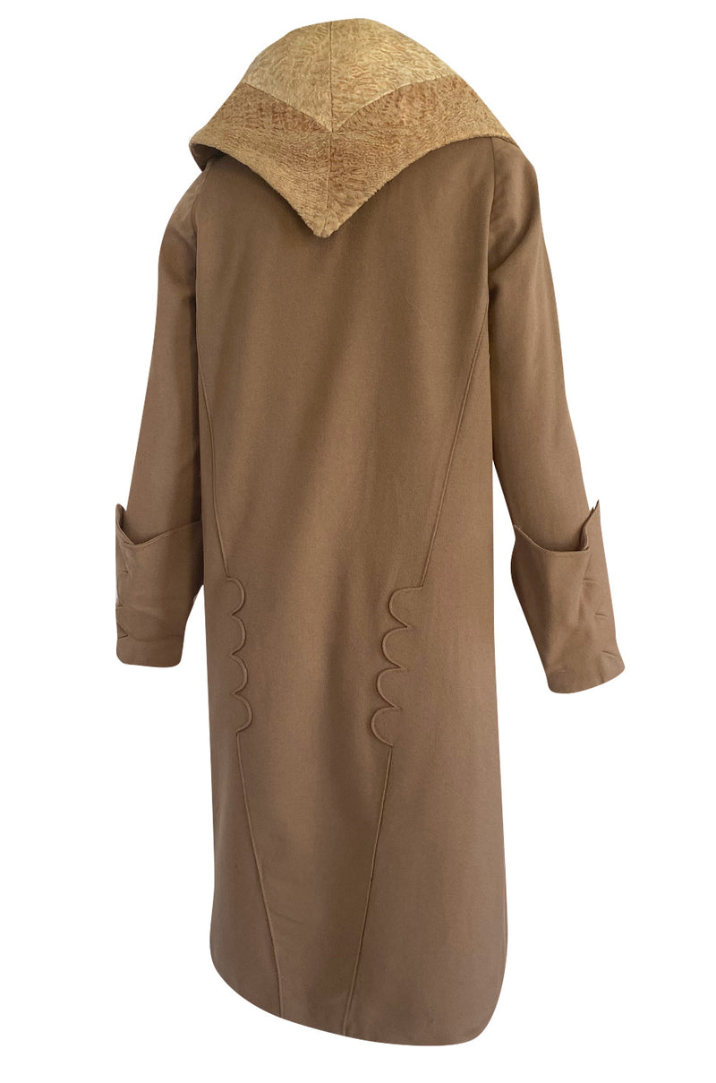 Lovely 1920s Unlabeled Caramel Coloured Fine Wool Flapper Coat w Faux Broadtail Collar
