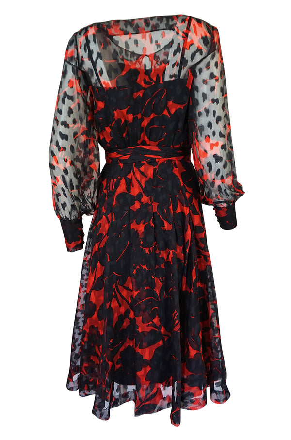 c.1976-77 Chanel True Haute Couture Red & Black Floral Print Silk Dress