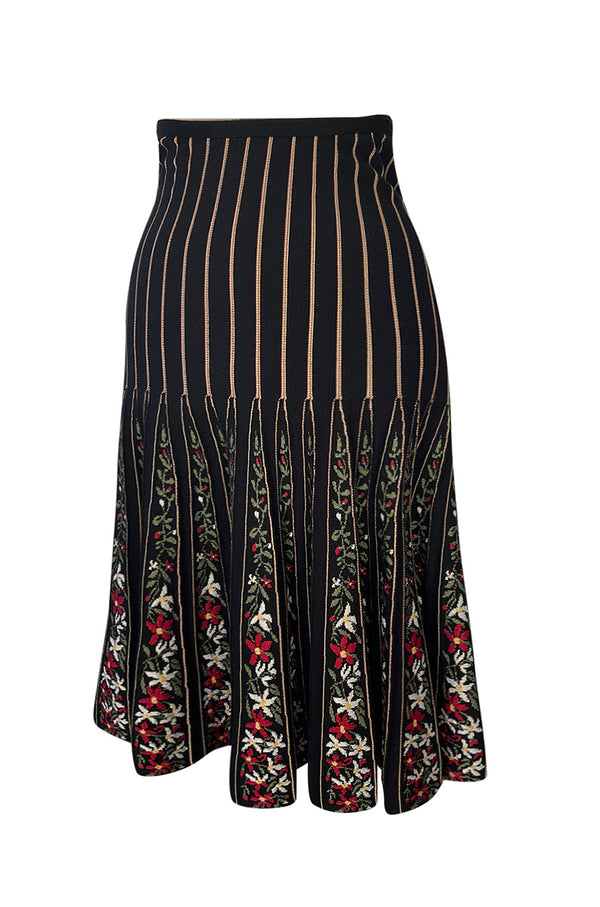 Gorgeous Fall 2000 Azzedine Alaia Documented Flared Stretch Knit Floral Pattern Skirt