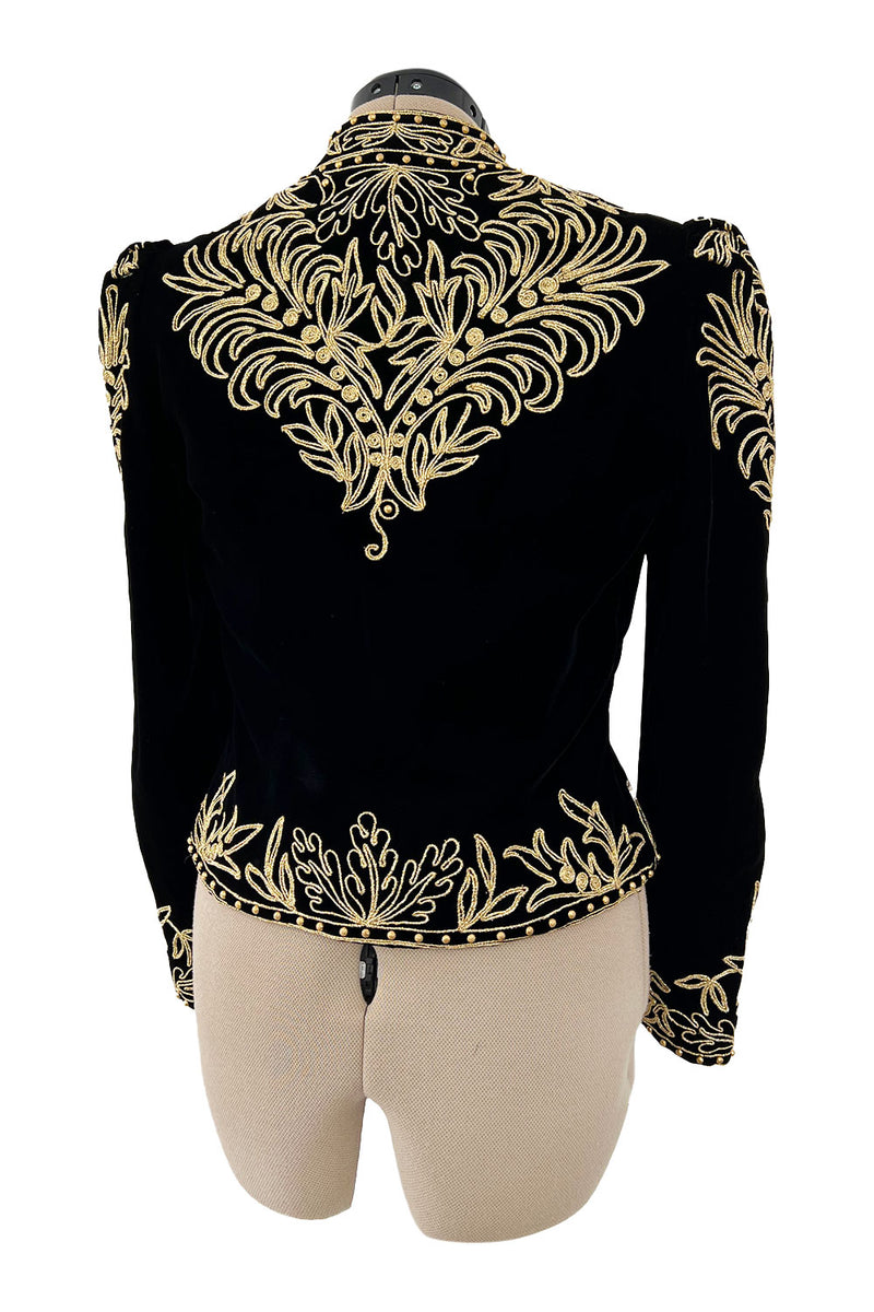 Exceptional 1980s Oscar de la Renta Black Velvet & Metallic Gold Cord Applique Jacket