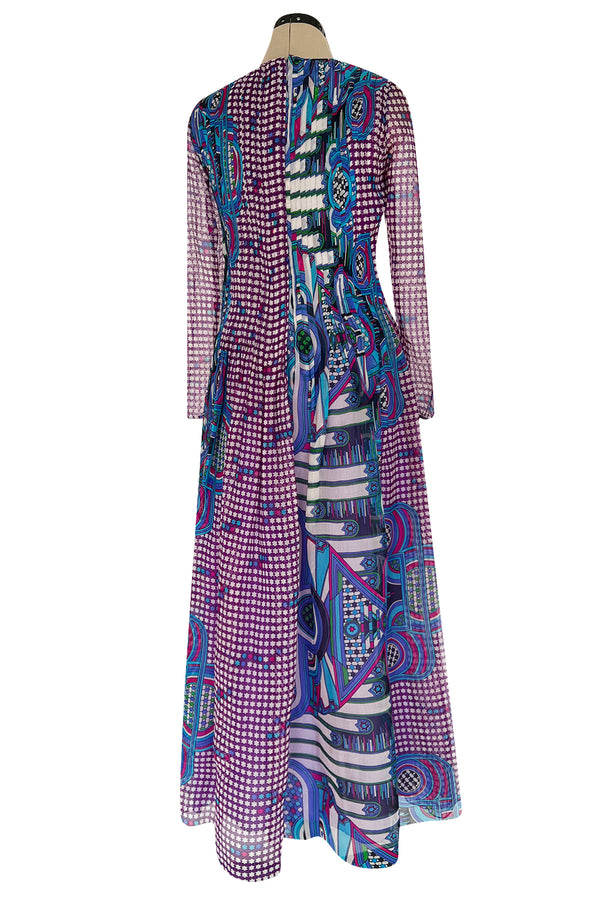 Gorgeous Spring 1972 Pierre Cardin Printed Silk Gazaar Dress w Fine Pleat Detailing