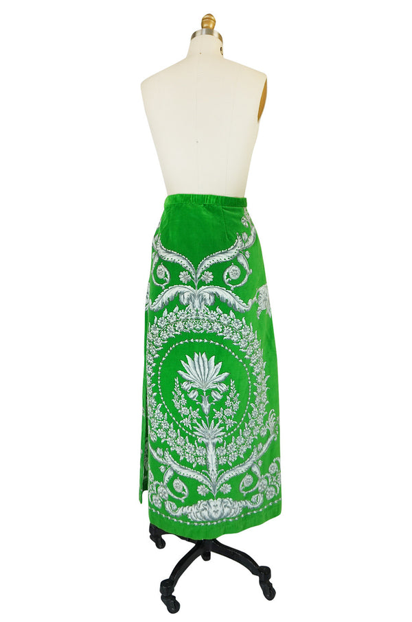 1970s Brillaint Green Velvet Mr Dino Print Maxi Skirt