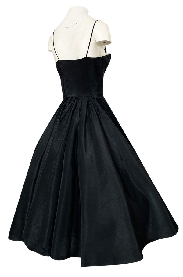 1950s Unlabeled Black Full Circle Skirted Silk Dress w Daisy Applique Bust