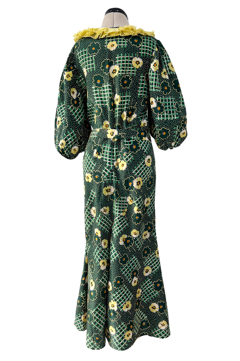 Prettiest 1930s Green Floral Print Bias Cut Silk Crepe w Yellow Collar & Original Belt