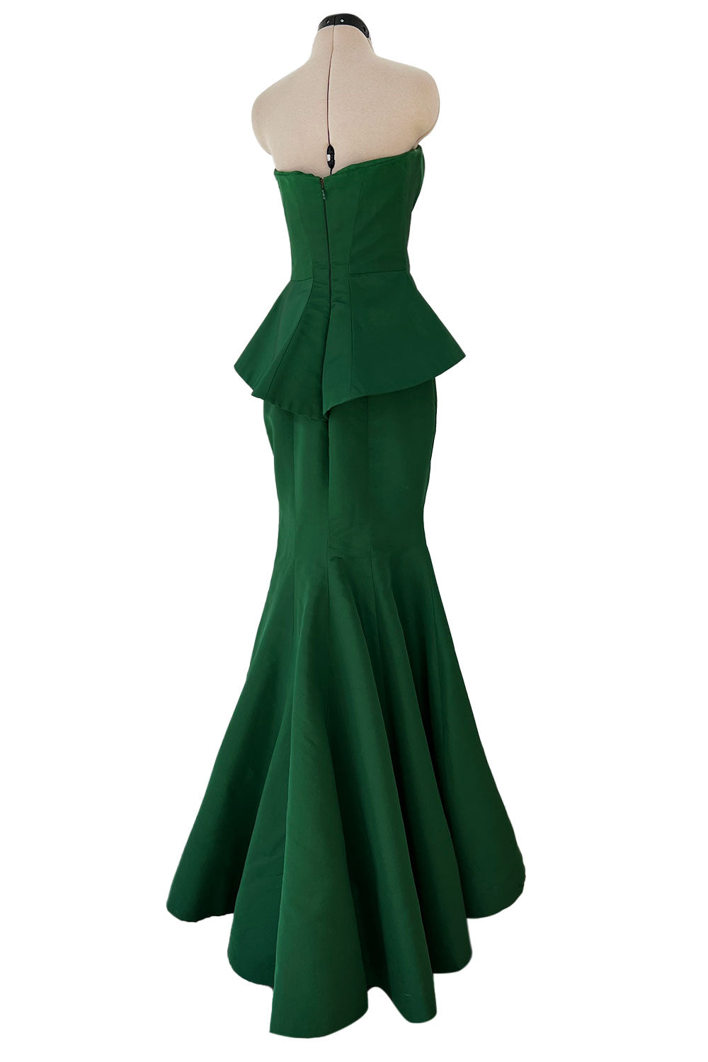 Spectacular Resort 2013 Oscar de la Renta Runway Strapless Emerald Gre   Shrimpton Couture