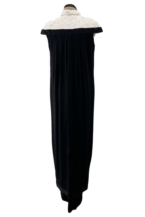 Superb Fall 2006 Chanel by Karl Lagerfeld Haute Couture Black Runway Dress w Shoulder Detailing