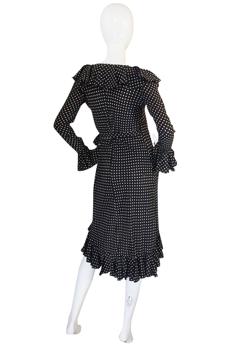 Recent Pretty Tuleh Silk Star Print Wrap Dress