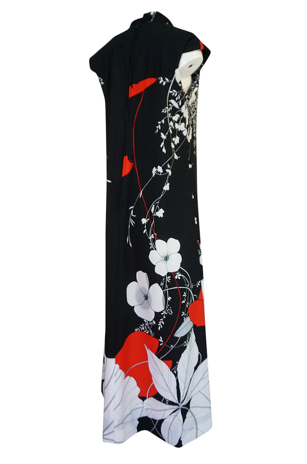 1970s Malama Hawaii  Bright Red Floral Jersey Black Dress