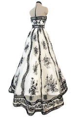 Magnificent Spring 2003 Oscar de la Renta Runway Look 59 White Net & Black Embroidery Dress