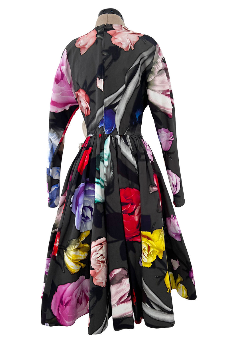 long sleeve fall dresses 2019 Black Boho Wedding Dress Gothic Forest Pagan Bridal Gown Witchy Cape Sleeve Gown Embroidered Floral Fairy Woodland Dress With Bell Sleeves