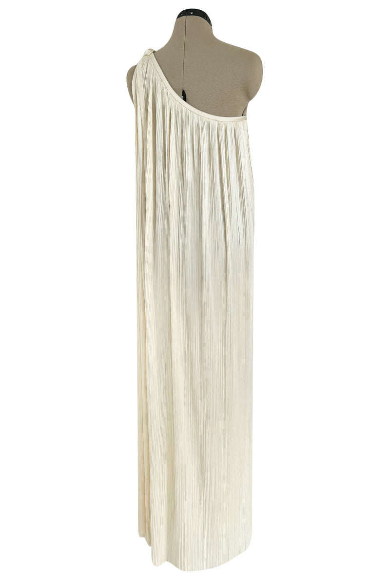 Fabulous 1970s Halston Ivory Pleated One Shoulder Lose & Easy to Wear Dress