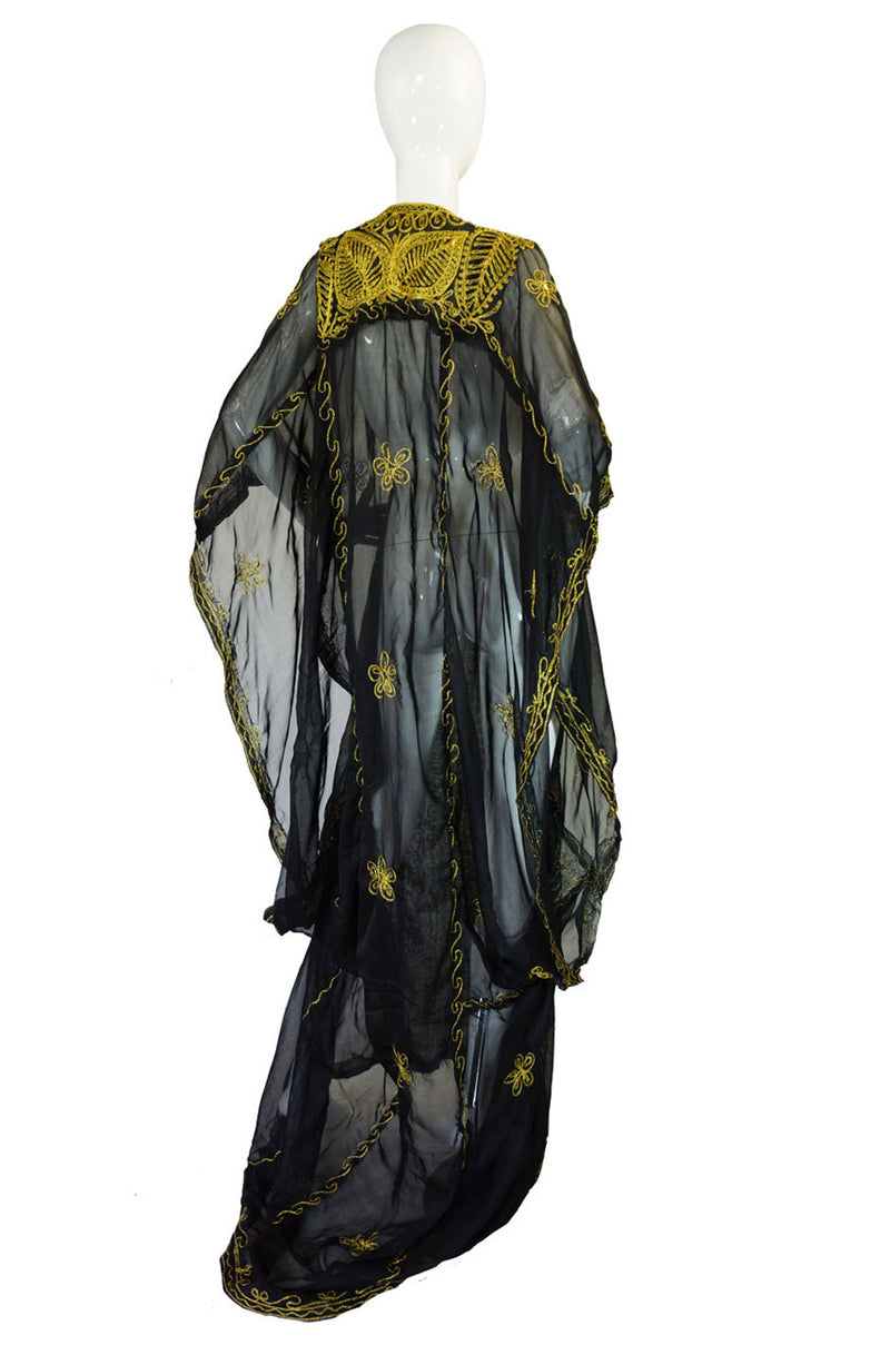 1970s Hippie Chic Embroidered Caftan
