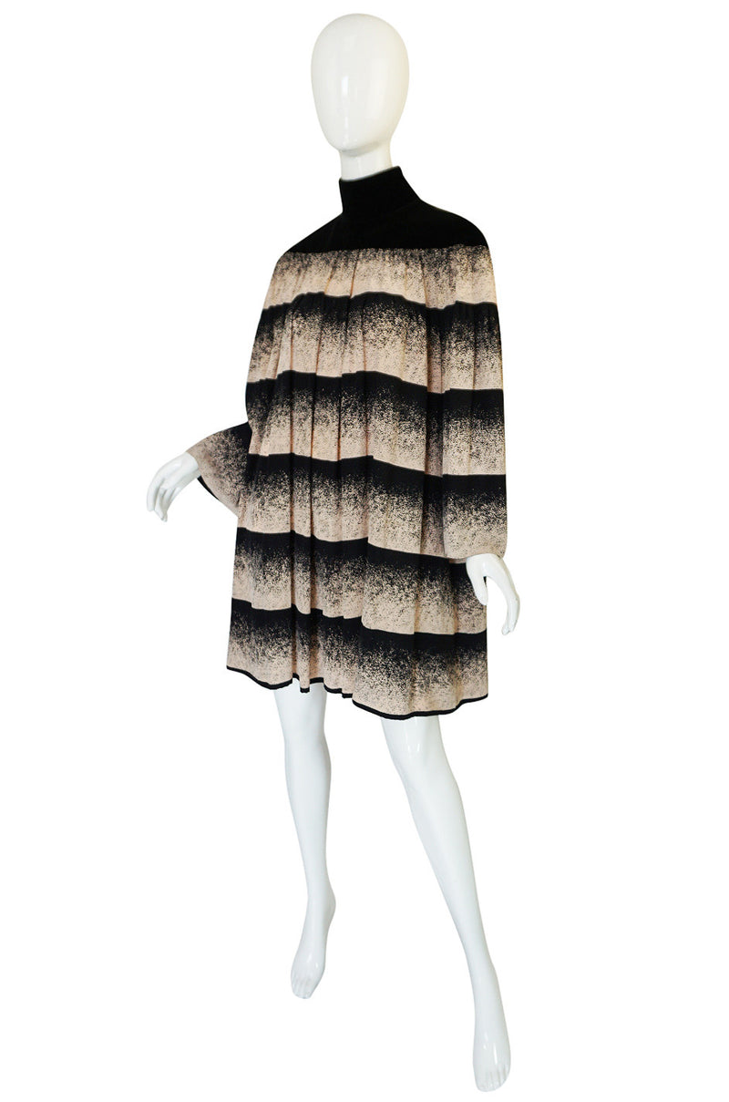 1970s Rare Chloe Printed Silk Velvet Collar Smock Dress