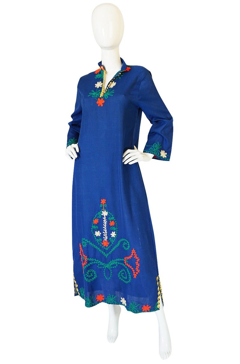 1960s Arts & Crafts Yarn Embroidered Blue Cotton Caftan