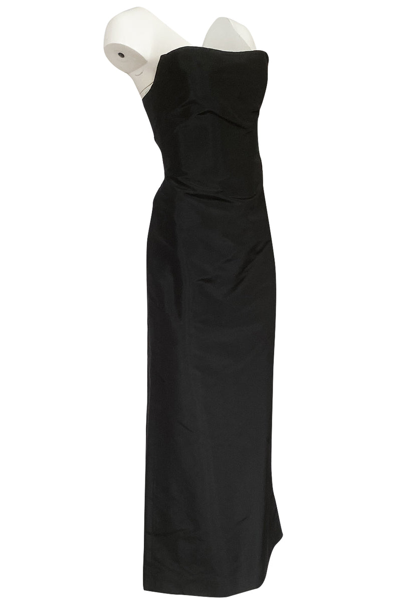Minimalist 1990s Richard Tyler Couture Strapless Black Silk Dress