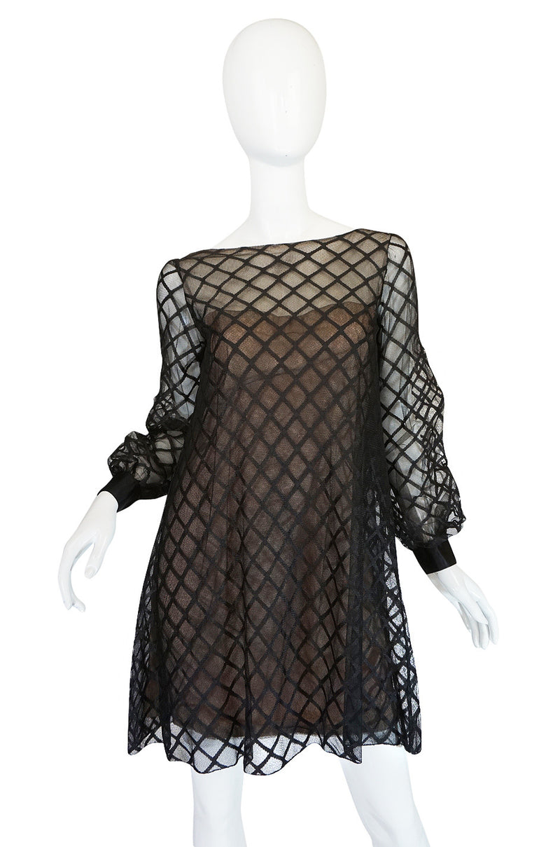 1960s Baby Doll Back Malcolm Starr Lace Dress