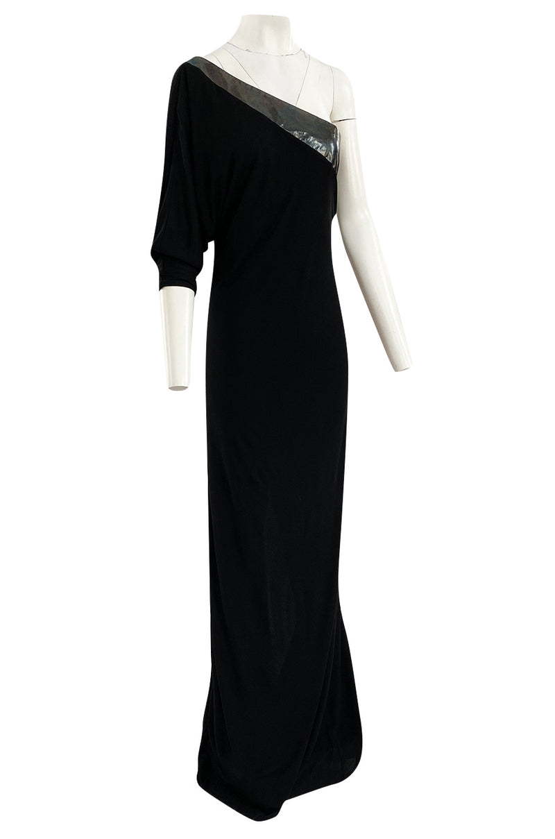Fall 2009 Gucci by Frida Giannini Black One Shoulder Jersey & Leather Shrimpton Couture Fall 2009 Gucci by Frida Giannini Black One Shoulder Jersey & Leather Shrimpton Couture
