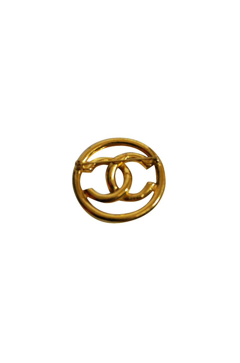 Chanel black Heart and gold metal CC logo brooch