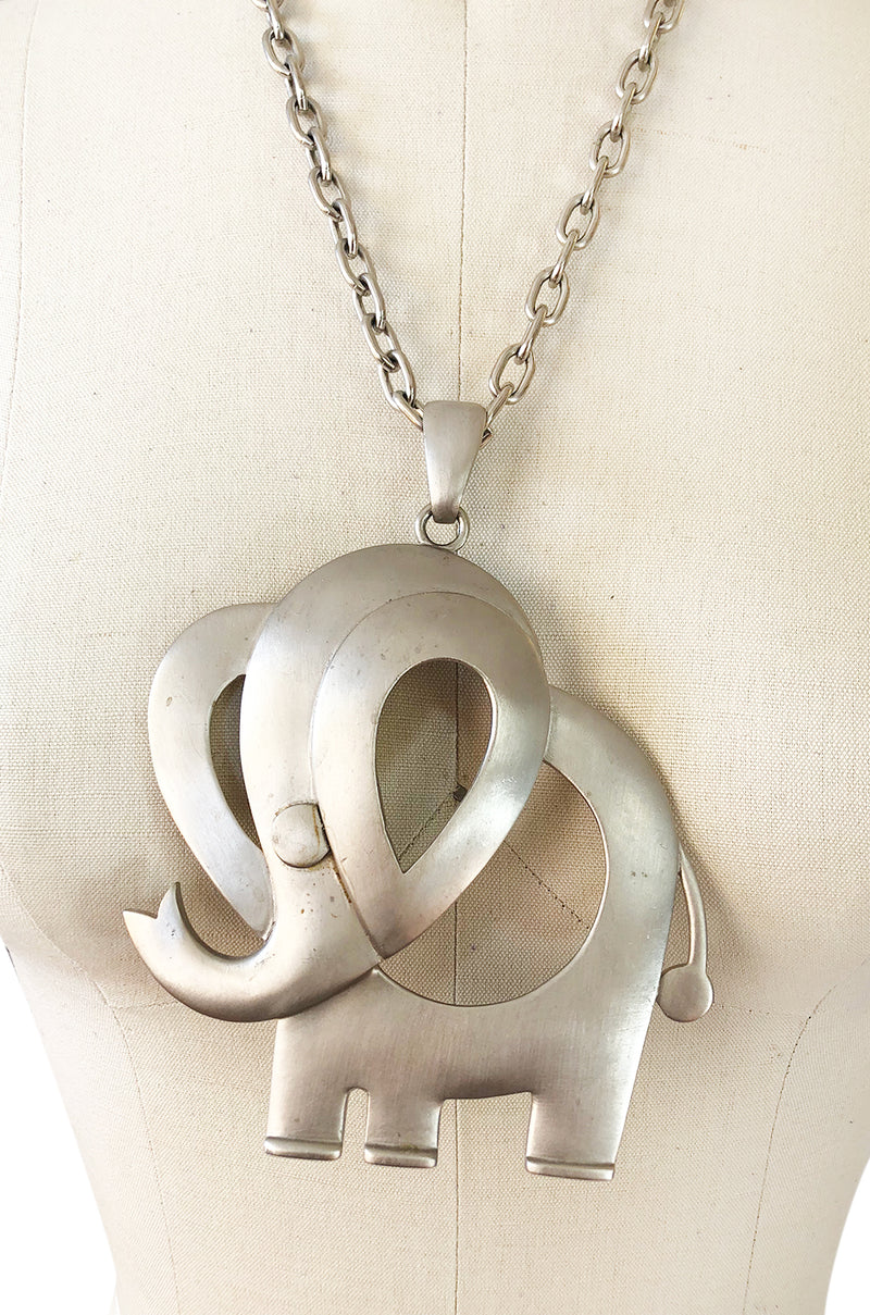 Massive 1960s Pierre Cardin Modernist Silver Metal Elephant Necklace