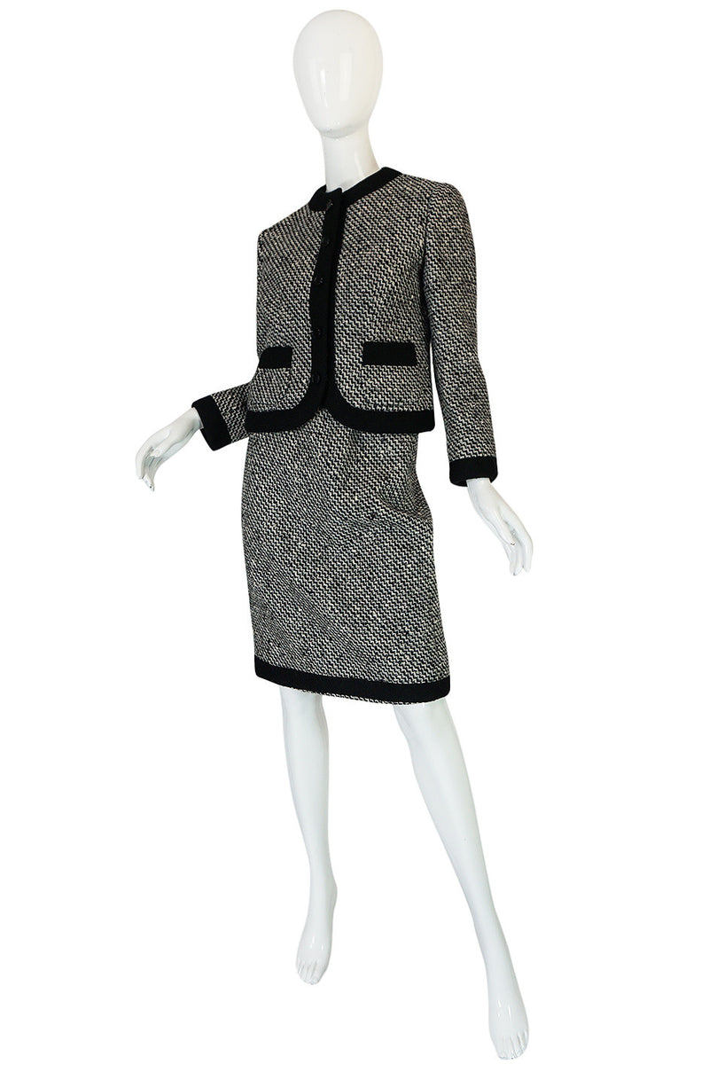 Chanel Pre-owned 1990s Zipped Wool Skirt Suit - Black