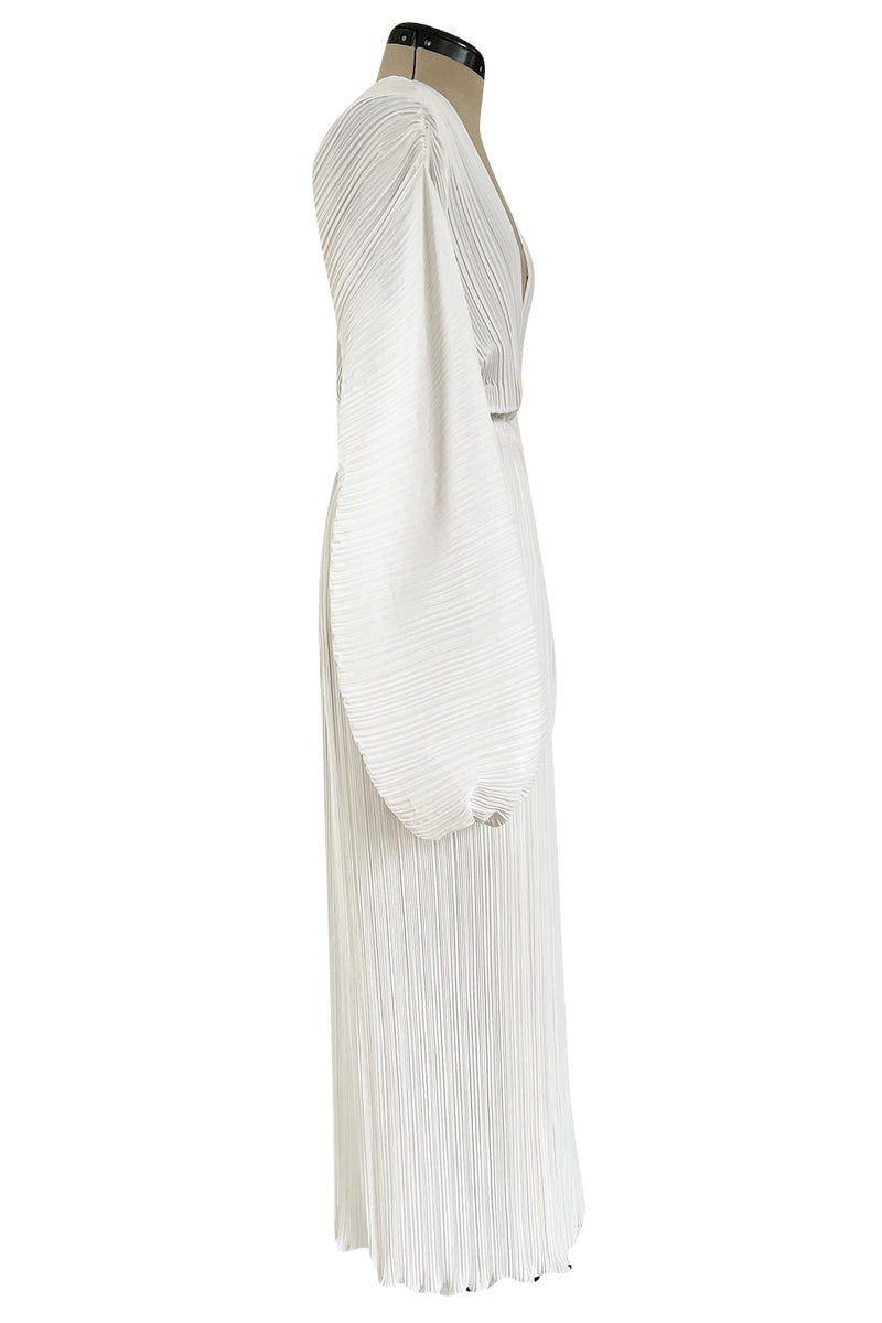 White silk deals chiffon dress