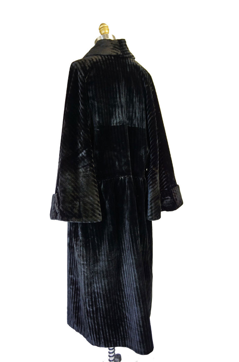 Teens/Early 1920s Velvet Flapper Coat