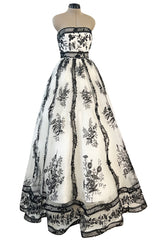 Magnificent Spring 2003 Oscar de la Renta Runway Look 59 White Net & Black Embroidery Dress