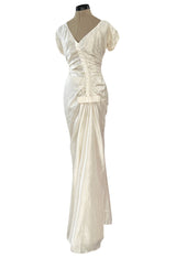 Incredible Spring 2006 Christian Dior by John Galliano Textured Ivory Silk Hourglass Dress