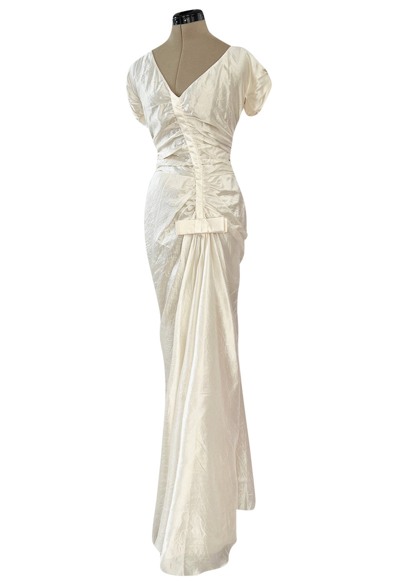 Incredible Spring 2006 Christian Dior by John Galliano Textured Ivory Silk Hourglass Dress
