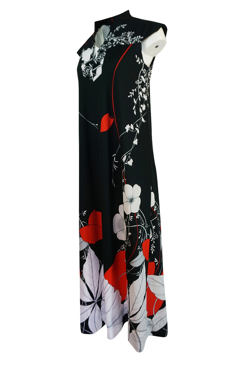 1970s Malama Hawaii  Bright Red Floral Jersey Black Dress