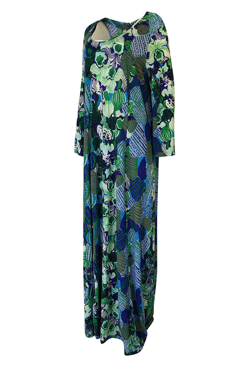 1960s La Mendola Printed Light Wool Jersey Wide Sleeve Caftan Dress