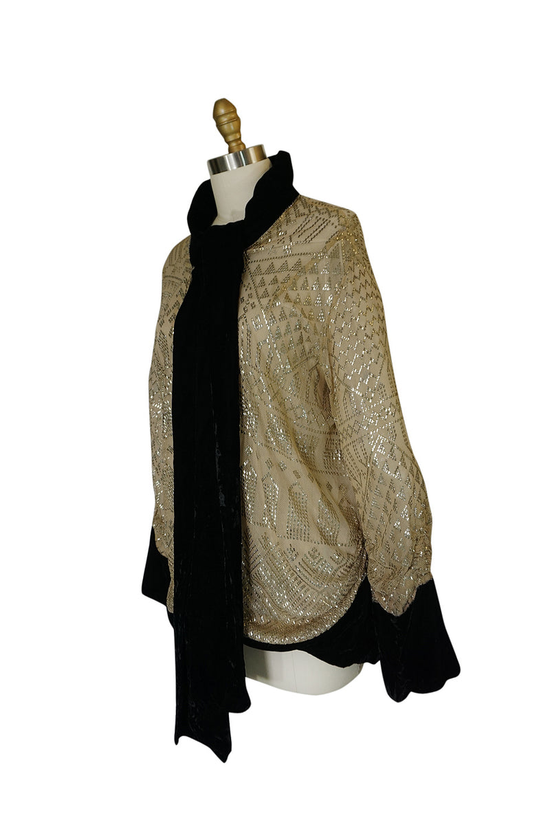 1920s or 1930s Handmade Assuit & Velvet Tie Front Flapper Jacket