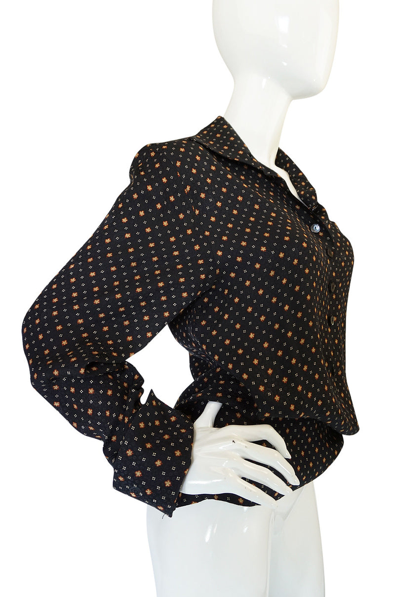 Gorgeous 1970s Print Chloe Black Silk Cuffed Top