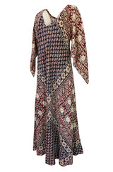 1960s Unlabeled Beautifully Printed Indian Cotton Caftan Dress