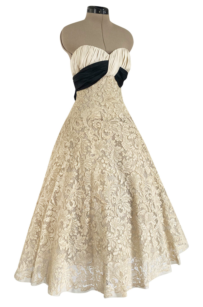 Exceptional Spring 1956 Pierre Balmain Haute Couture Strapless French Alencon Lace & Silk Organza Dress