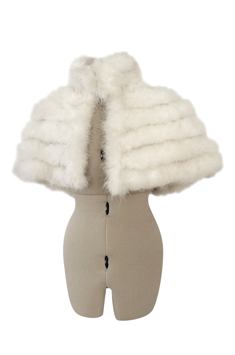 Chic & Simple Late 1990s Jacques Fath Off-White Ivory Feather Cropped Capelet
